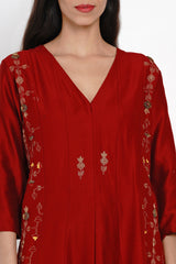 Ayesha Kanga spotted wearing Kumkum Zari Resham Sharara