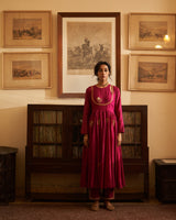 Sunari  dhaari  Kurta set