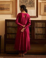 Sunari  dhaari  Kurta set