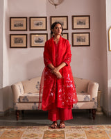 Laal guchha sitara kurta set