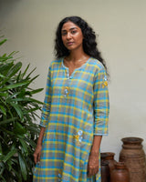 Neela sitara phool kurta set