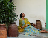 Neela sitara phool kurta set