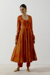 APRAJITA KALI KURTA SET
