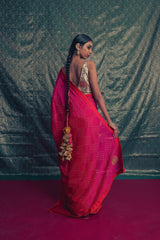 GULABI TAARA SAREE AND BLOUSE