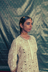 SHEESHMAHAL KURTA ODHNI SET