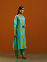 Aasmaani Jaal Kurta Set