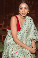 Dolly Singh spotted wearing Heer Sari & Blouse