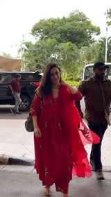 Shraddha Kapoor in Gul ashrafi kurta set