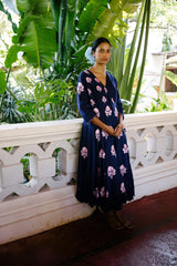 NEEL PHOOL KURTA SET