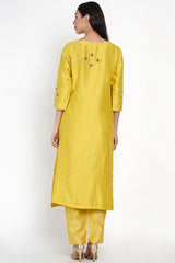 Zarad Zari Resham Kurta with Peetambari Resham Dhaari Odhni