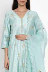 Ambar Resham Buti Kurta Set