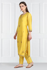 Champa Butidar Kurta With Zari Pants and Organza Silk Dupatta