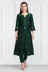 Panna Kaner Floral Resham Buti Kurta With Silk Pants and Organza Silk Scalloped Dupatta