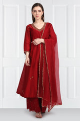 Gulnar Resham Buti Kalidar Kurta With Scalloped Palazzos and Organza Silk Dupatta
