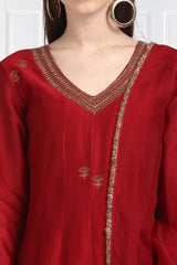 Gulnar Resham Buti Kalidar Kurta With Scalloped Palazzos and Organza Silk Dupatta