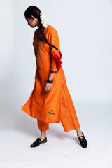 Amroha Chaderi Silk Kurta Set