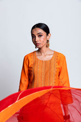 Amroha Chaderi Silk Kurta Set