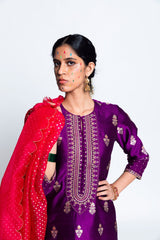 Saran Banarasi Silk Kurta Set