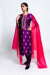 Saran Banarasi Silk Kurta Set