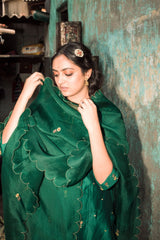 Panna Resham Flower Kurta With Zari Pants Organza Silk Scalloped Dupatta