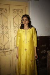 Champa Butidar Kurta With Zari Pants and Organza Silk Dupatta