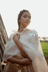 Look 16