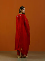 Laal Sunahri Kurta Set