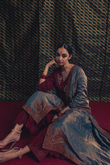 MOHINI KALI KURTA ODHNI SET