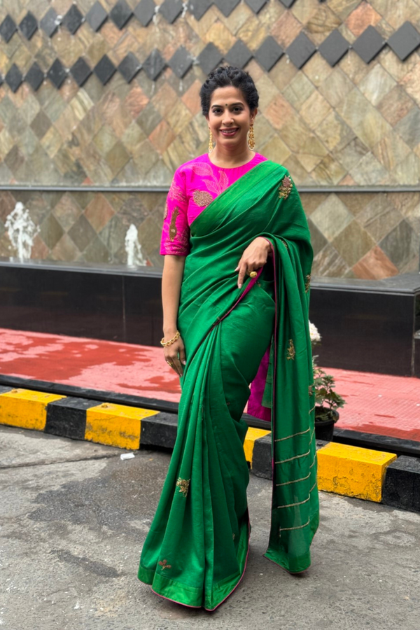 kamiya jani spotted wearing suraiya saree